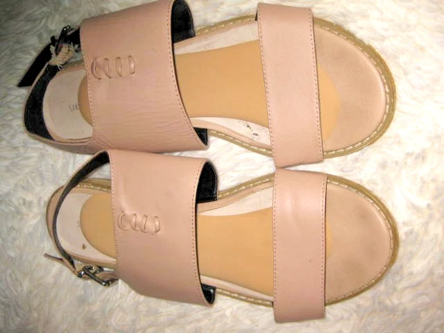 Saks Fifth Avenue Sz 10 Beige Real Leather Maria Sandals Shoes - Image 2 of 4