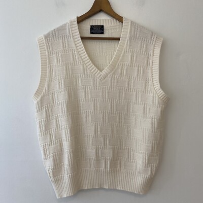 Vintage Sweater Vest Men XL Cream V Neck Campus Wintuk Acrylic Preppy  Grandpa