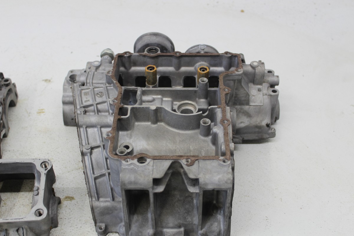 r出品 91-92 KAWASAKI NINJA ZX7R ZX750K ENGINE MOTOR CRANKCASE