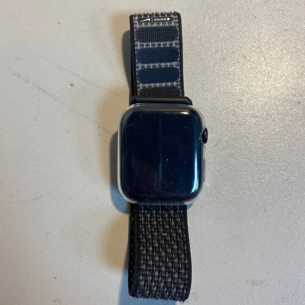 Apple brand watch price new arrivals