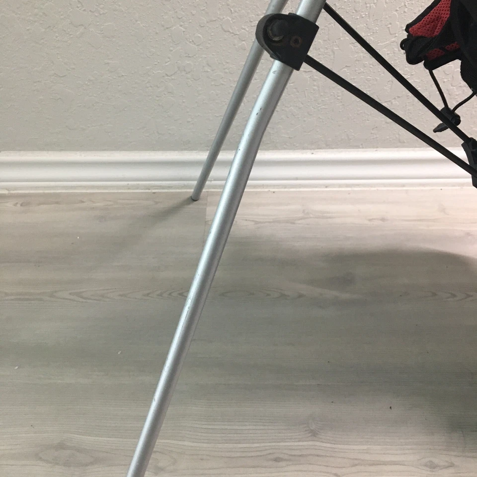 Nike Junior Youth VRS Golf 5-way Bag with Stand 7 9 Iron and Putter Set - Image 4 of 4