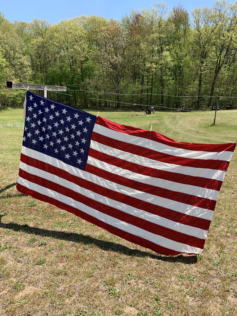 アメリカ国旗 Valley Forge製　米軍放出品　特大　2m×1m ① United States | ValleyForgeFlag