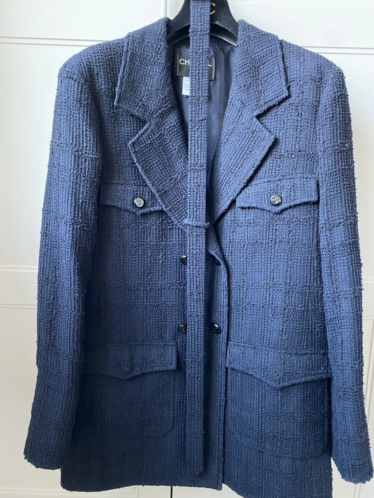 Giacca Chanel lunghezza 3 4 Navy Boucle taglia 38 mai indossata ottime condizioni