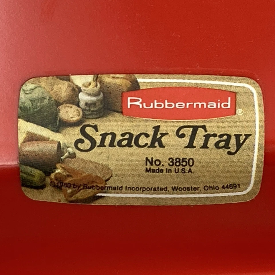 Vintage Rubbermaid 3850 Snack TV Tray Plate Cafeteria Camp Red 1980s Set Of 4 - Image 4 of 4