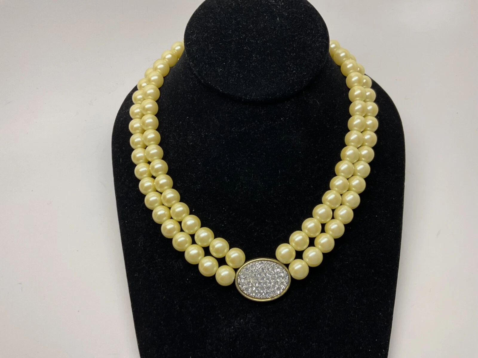 OFF WHITE Ciondolo Strass Vintage AVON PC Presidents Club Doppio Filamento Collana Finta Strass