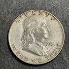 1951 FRANKLIN HALF DOLLAR 90% SILVER DENVER MINT  Nice rare coin Lines