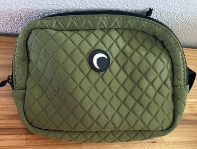 New ZYIA Active Olive Green Quilted CROSSBODY Bag Waist Pack Belt 5 x 7.5 x 2.5 