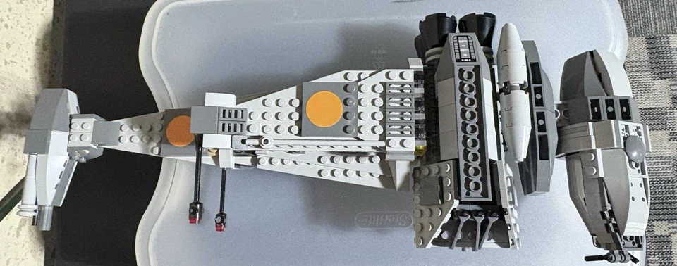 LEGO Star Wars: B-Wing (75050) - Image 3 of 3