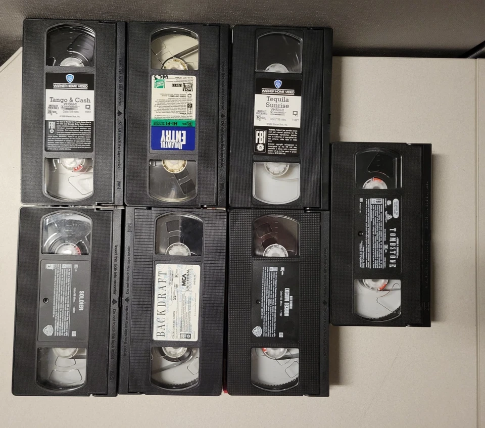 Kurt Russell VHS Lot of 7. Executive Decision, Backdraft, Soldier , Tombstone - Imagem 3 de 3