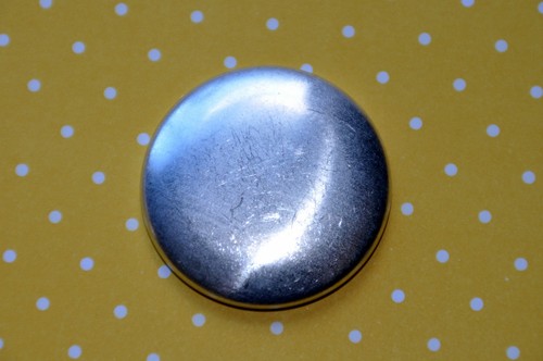 DIY 100 x self cover flat back metal buttons size 60 (38mm) - Picture 2 of 3