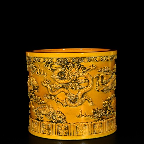 Beautiful Chinese Hand Painting Yellow Glazed Porcelain Dragon Brush Pot