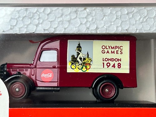 Lledo Olympics 1948 London Olympics Bedford Panel Van with Box - Picture 8 of 9