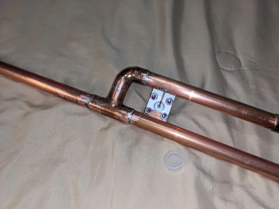 Estación Base Antena J-Pole para la Banda de Radio FRS/GMRS (462 a 467Mhz) Foto 3 de 4