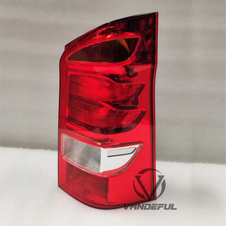 Original Mercedes-Benz Vito / V-Klasse W447 Halogen Rücklicht Rechts A4478200164 - Bild 3 von 4