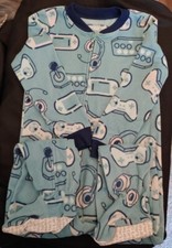 Carter Boys Fleece Footed Pajamas. Blue Video Games. Size 4. New With Tags. B35