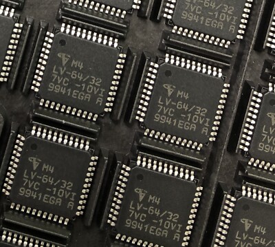 LATTICE M4LV-64/32-7VC EE PLD, 7.5ns, 64-Cell, CMOS, PQFP44 **NEW** Qty.1