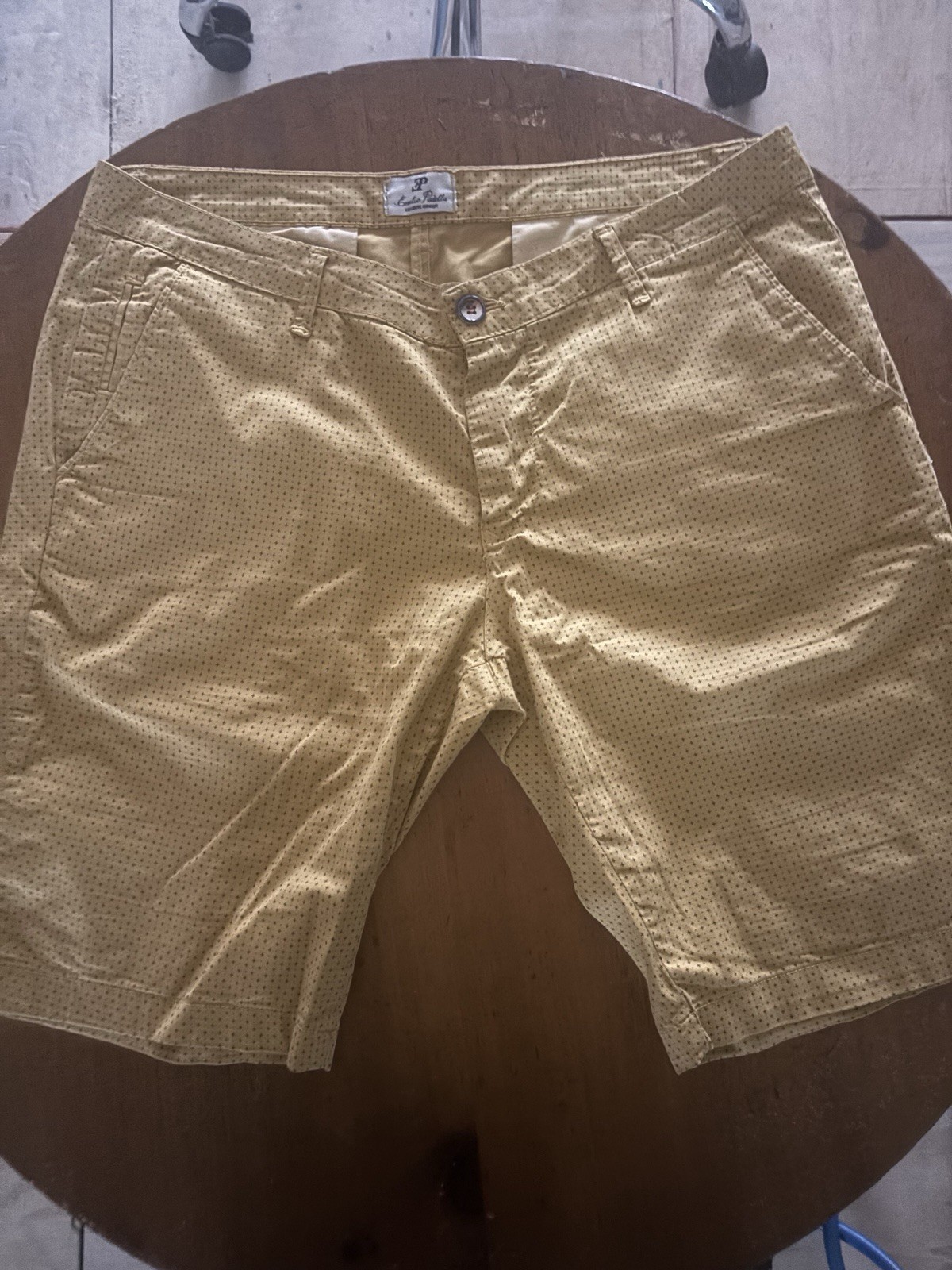 Picture 1 of 16