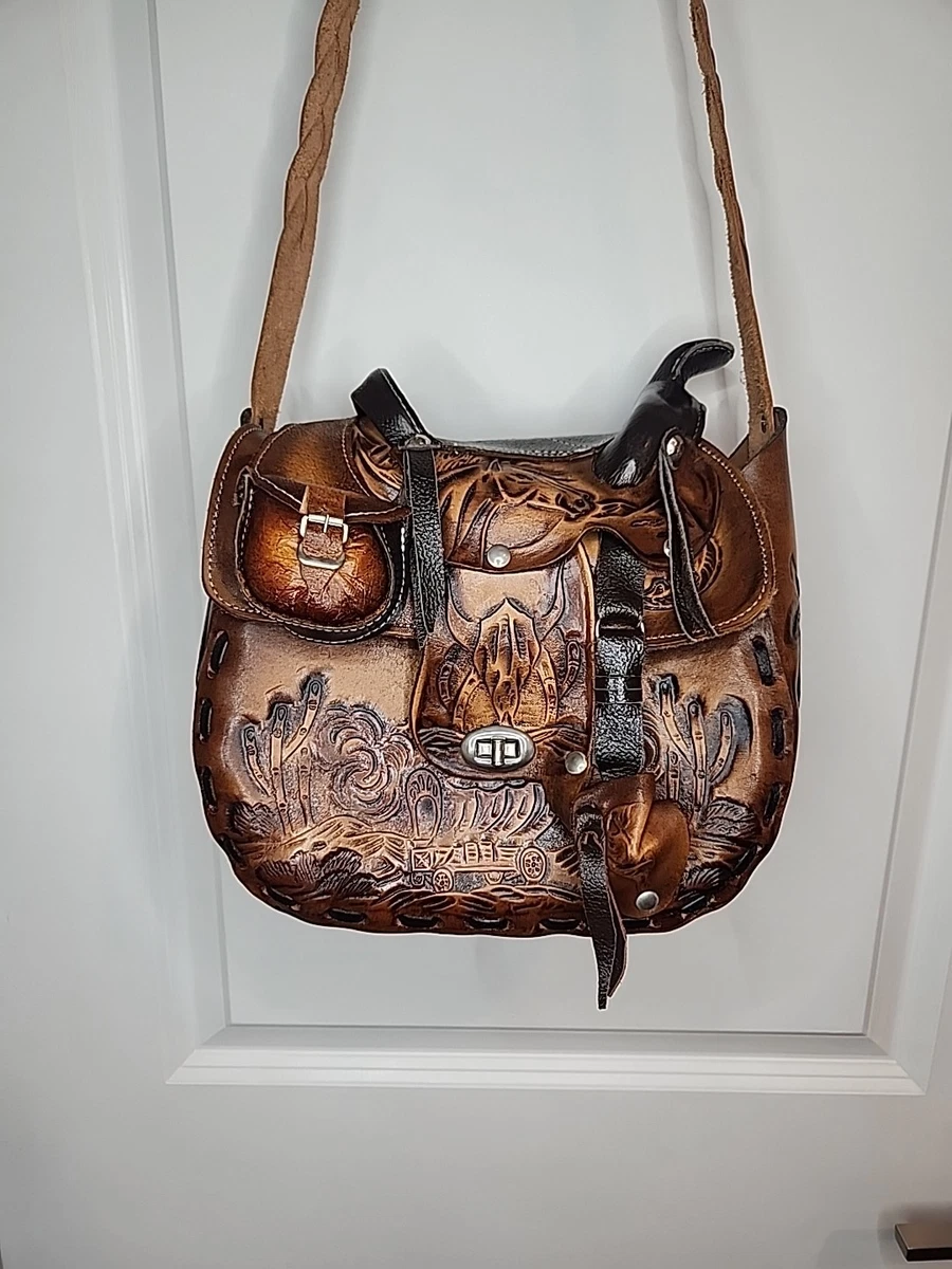 Pack Sellerie Western Trail - Sacoche Selle Cheval En Cuir Sculpté Fait Main (Inde)