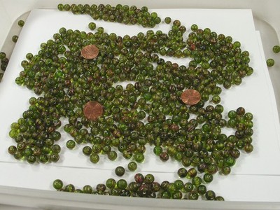 2 Pounds (8mm) Round Green Swirl India Handmade Glass Beads Wholesale (QOL-1)  