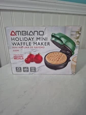 Ambiano/Holiday Mini Waffle-Maker(tree) Non-Stick 4" New