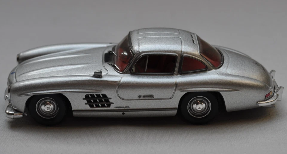 Mercedes 300 SL - Atlas 1/43 - Photo 3/4