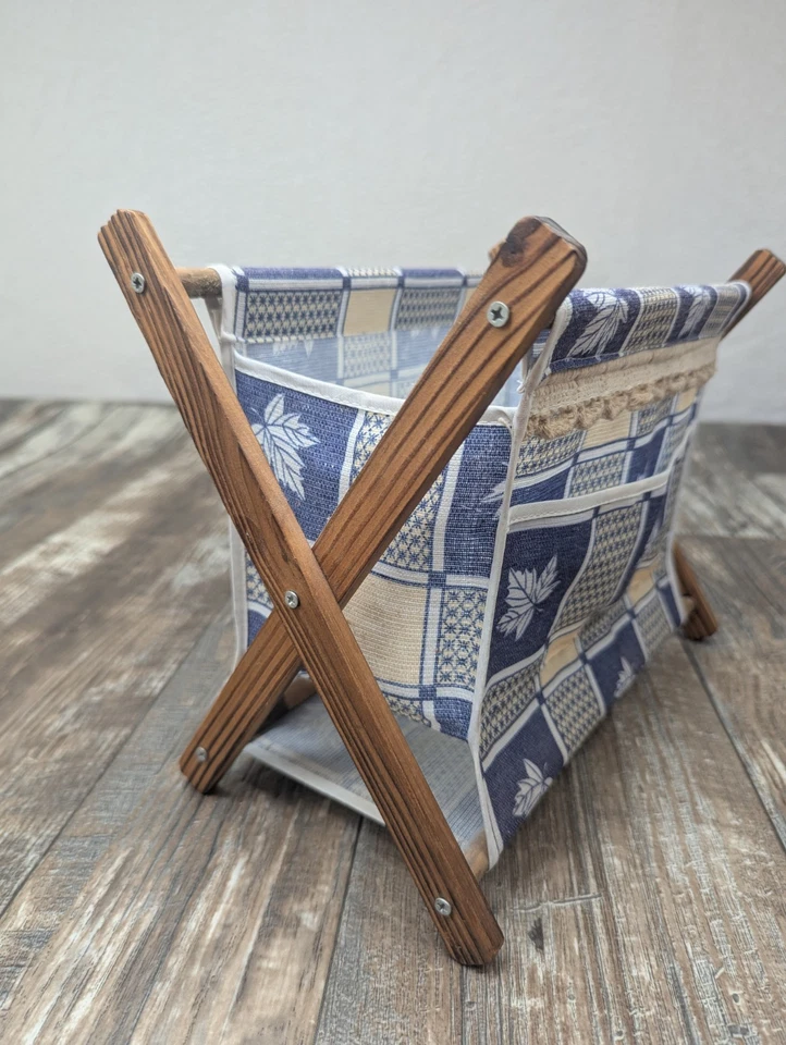   Cesta de pinzas para ropa. Plegable. Madera. Patrón de hoja azul amarillo. Vintage Foto 3 de 4