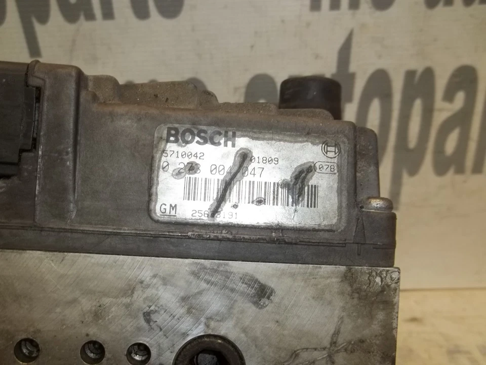 95-96 Deville Seville Eldorado ABS EBTCM Anti Brake Lock System 25633191 OEM - Image 3 of 4