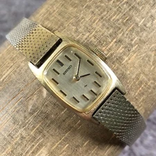 Seiko Women 11-01909 Dress Gold Tone Rectangular Mechanical Wind Watch 6 1/4"