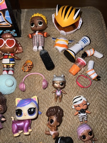 LOL OMG Surprise Doll Arcade Heroes Lot - clothes, accessories, pets, extras - Picture 5 of 7