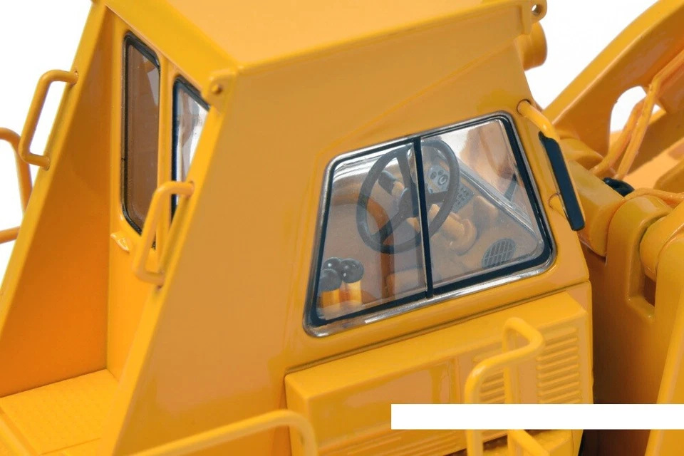 Caterpillar Cat 992B Wheel Loader Beadless Tire Version CCM 1:48 Scale Model New - Image 3 of 4