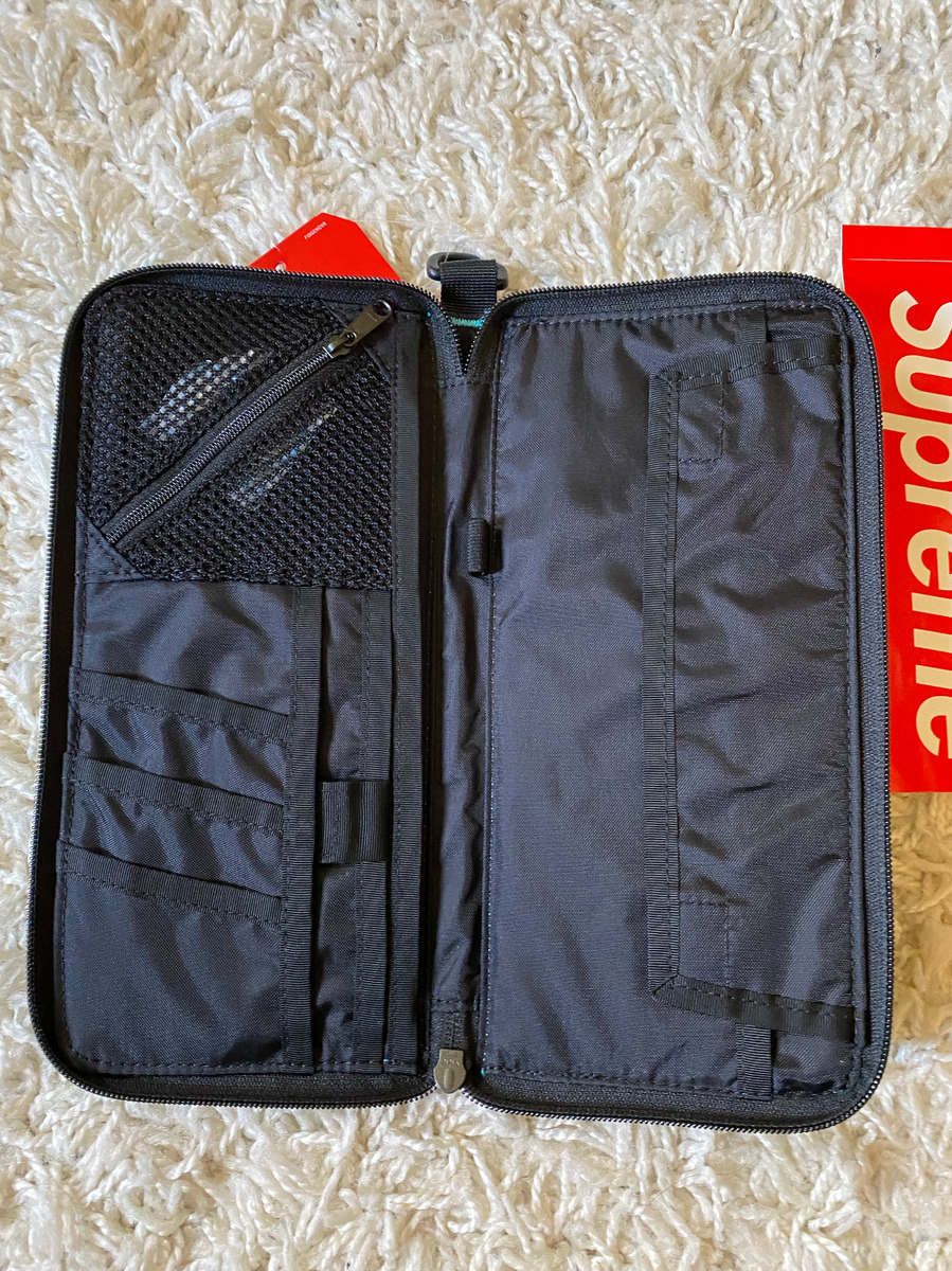 SupremeThe North Face Arc Logo Organizer