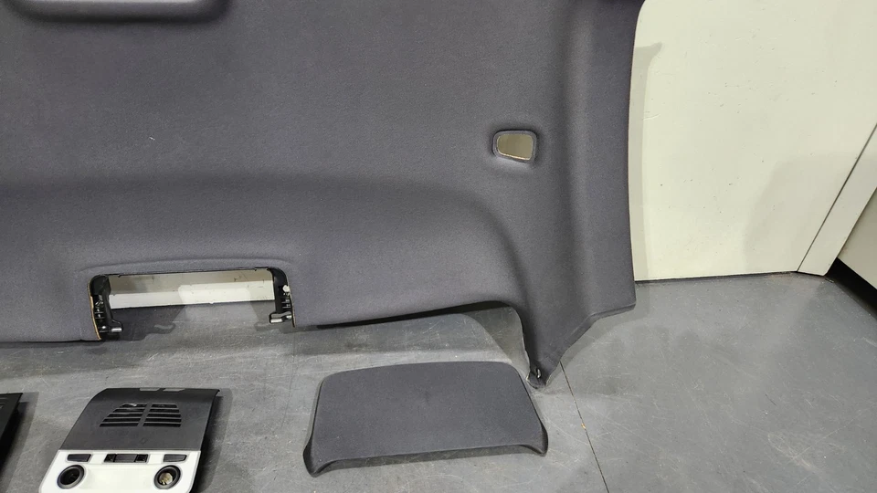 ✅ 原始设备制造商宝马 E92 Coupe M3 335 黑色车顶柱遮阳板套装 煤灰色 — 第 4/4 张图片