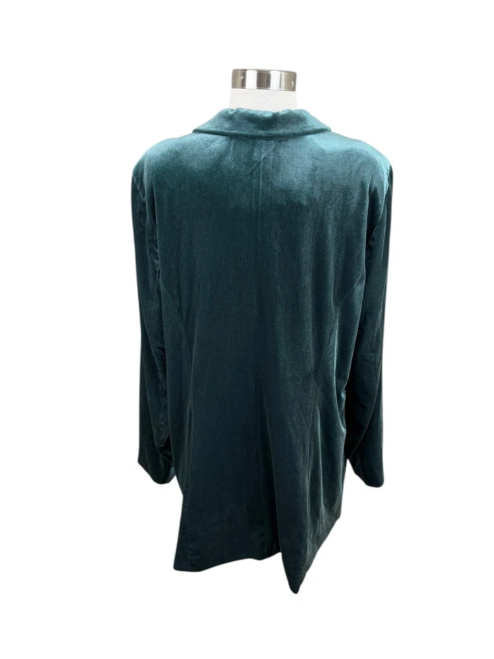 Chaqueta Blazer DB Terciopelo Elástico Verde Tórrido 3X Tranquila Lujo Vacaciones Foto 3 de 4