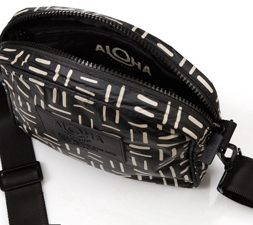 Aloha Collection Le Tour Rattan Moon Shimmer Black Small Zippered ...