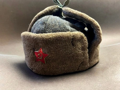 Winter Hat Ushanka ORIGINAL WW2 Russian Army 1941 Brass Red Star Military BADGE