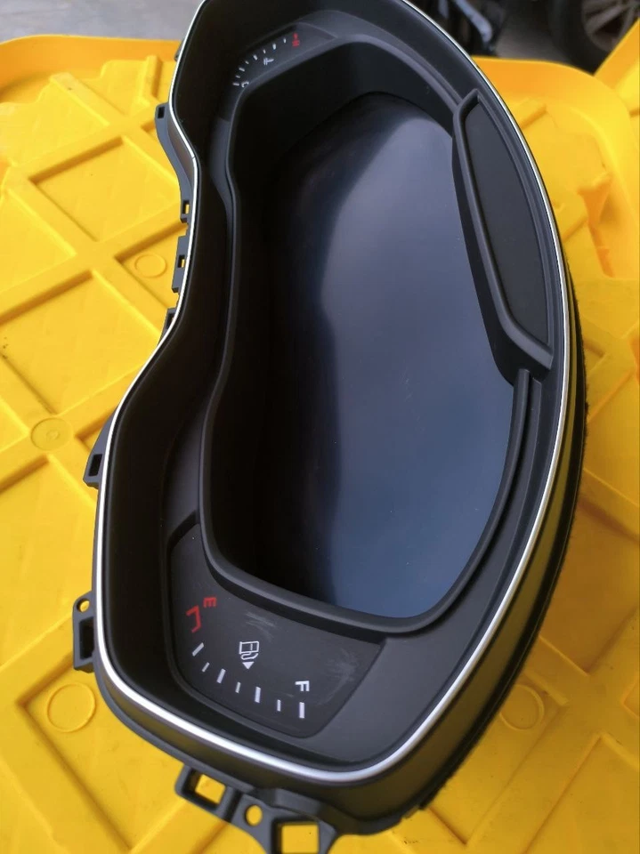 Cuadro de instrumentos velocímetro Audi S5 2018 OEM - 8W5920890D Foto 3 de 4