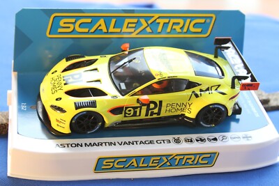 Scalextric C4446 Aston Martin GT3 Vantage Penny Homes Ronan Murphy 1/32 Slot Car