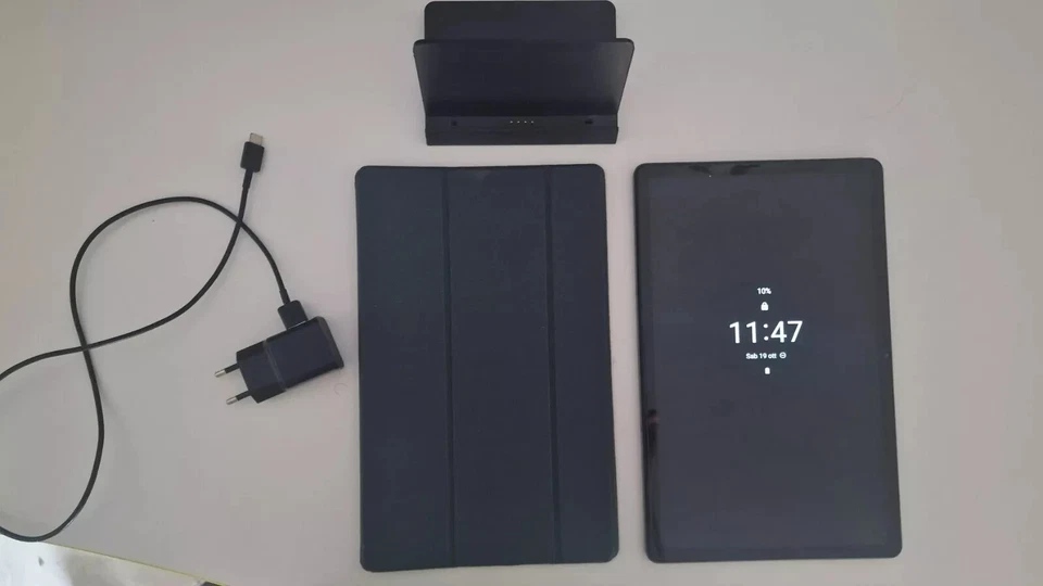 Lenovo Tab P11 4 GB + 128 GB pari al nuovo con tastiera  Bluetooth e Cover - Immagine 2 di 4