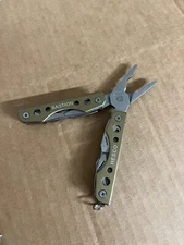  NEW Gerber Clutch Mini Multitool Keychain TAN Pliers, tool
