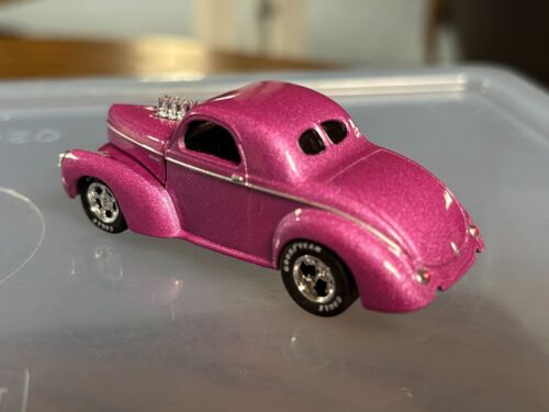 M2 Machines Purple 1941 Willys Coupe - Picture 6 of 9