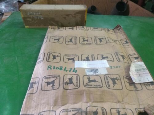 NOS TRACTOR PARTS John Deere Ring Gear R108474 8100, 8100T, 8110, 8110T - Picture 2 of 4