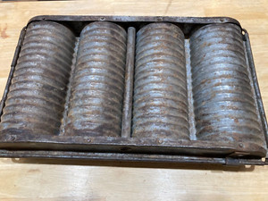 1890s Round Bread Loaf Baking Pan or Steamed Pudding Mold | Antique Kitchen