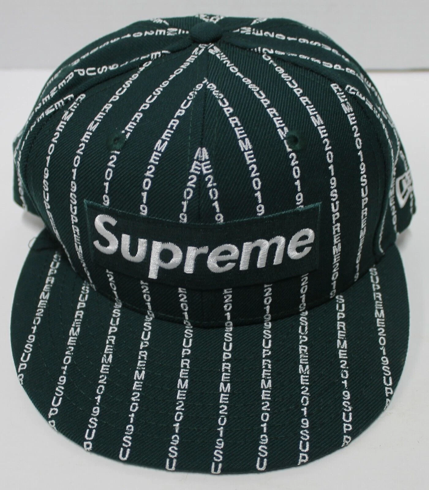 suprême   chapeau ajusté rayure texte new era   neuf   vert   taille 7 1/4   2019