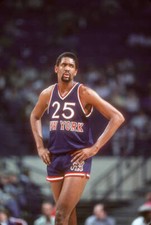 Bill Cartwright of the New York Knicks 1980's Basketball photo 15