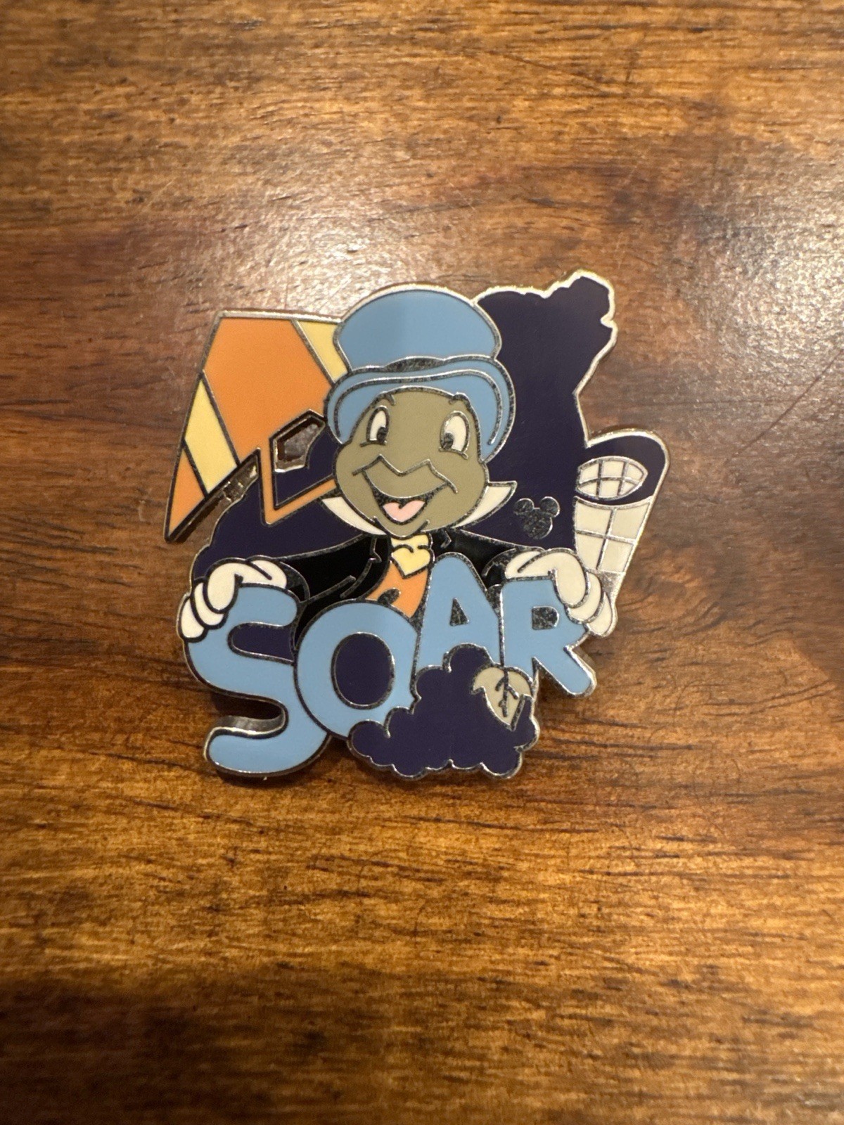 Disney Jiminy Cricket SOAR Hidden Mickey Disneyland Resort Hotel Pin 2007