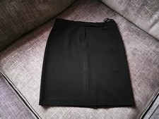 BLACK BUSINESS TYPE SKIRT WITH SMALL REAR POCKET AND SPLIT AT THE BACK - BNWOT