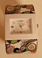 Womens Watch Streamline Ripe Paisley Floral Analog Adjustable Pre-Owned