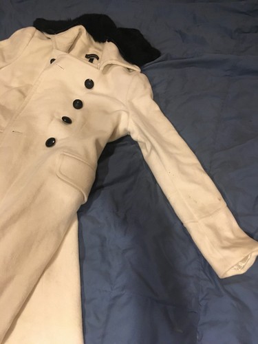 Womens size large wool, Bebe long coat, eggshell white, furry collar(polyester) - Picture 4 of 10