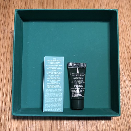 La Mer Eye Concentrate Trial Tube 3ml - Picture 2 of 2