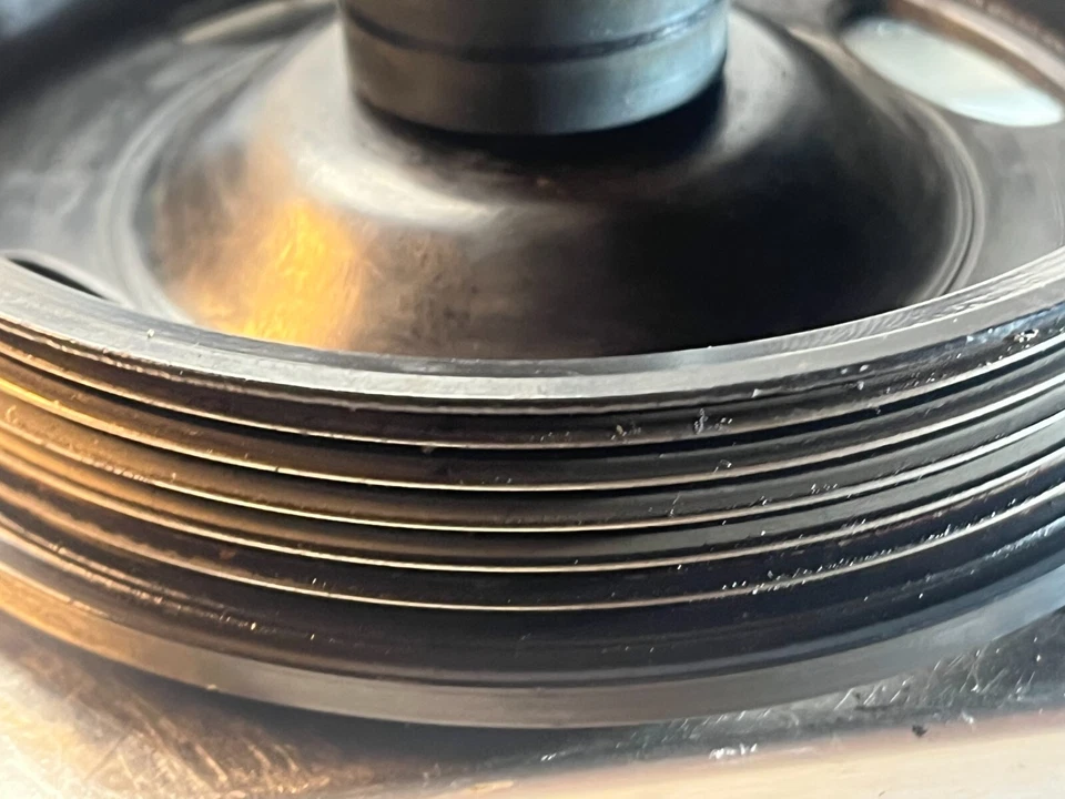 Polea original VW Polo 9N 03D105255D rueda árbol de levas RS9015 Foto 4 de 4